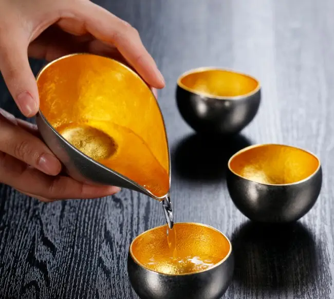 Buy Premium Sake and enjoy  Japanese culinary culture