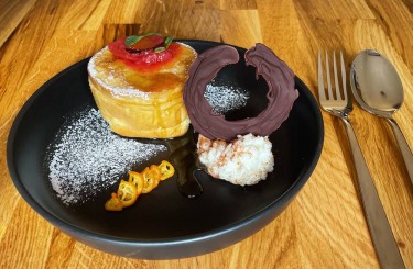 Japanische Pfannkuchen - Japanische Pfannkuchen, Amazake Milchreis, Ingwer-Honig
Restaurant: OPUS V